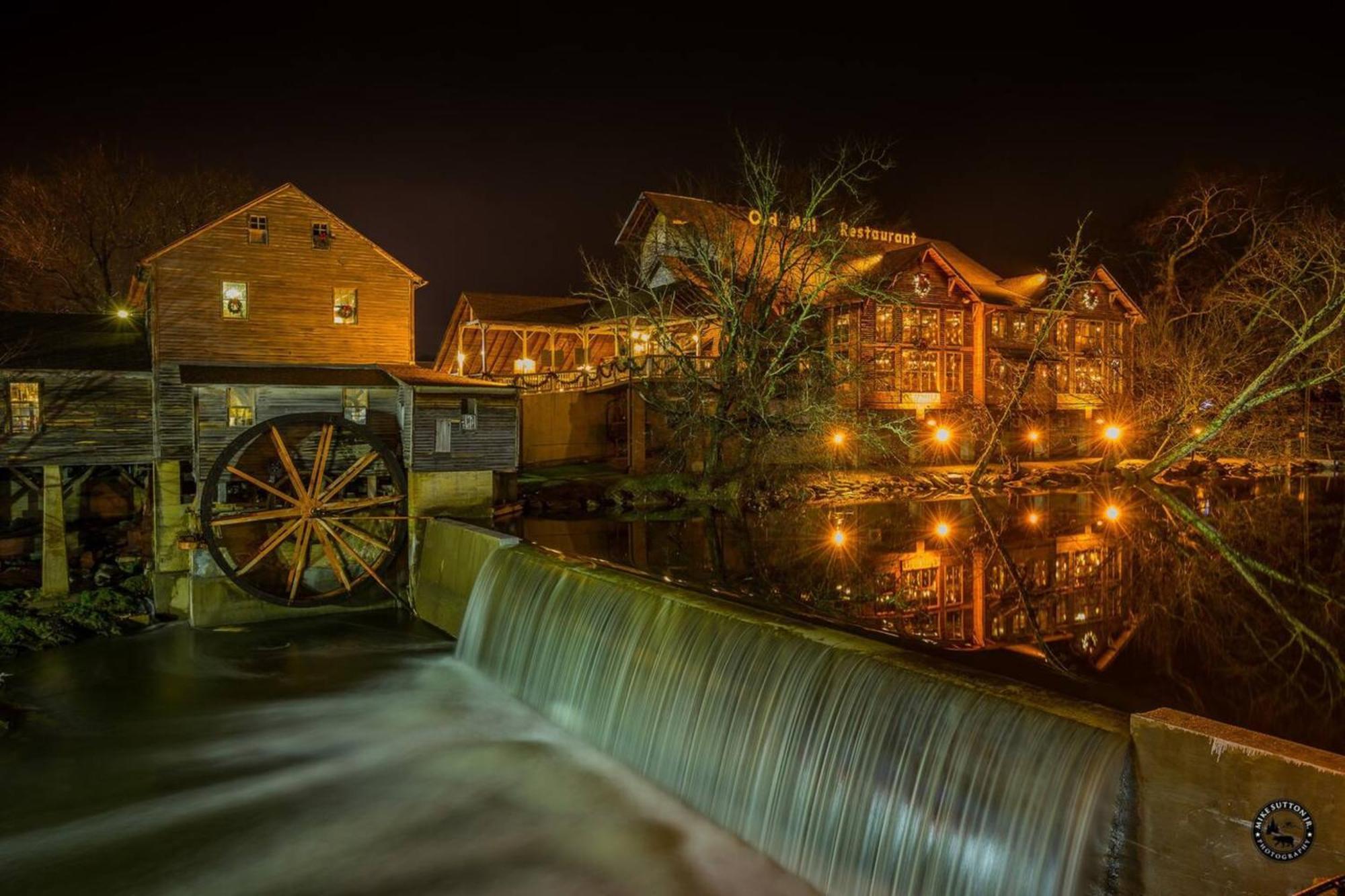 Views 1Br15Bath Pet-Friendly With Hot Tub & Bbq Pigeon Forge Ngoại thất bức ảnh